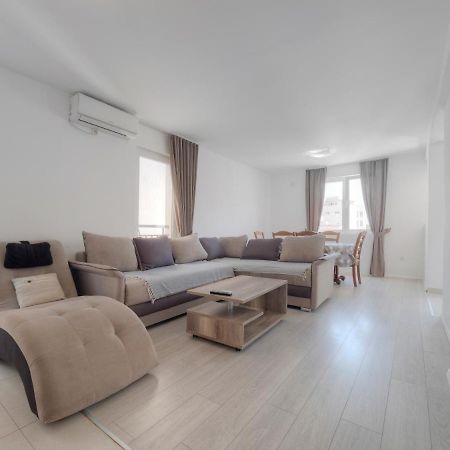 Family Three Bedroom Apartment Brando Budva Exteriér fotografie