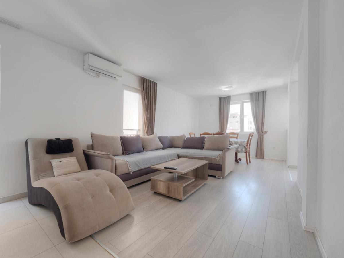 Family Three Bedroom Apartment Brando Budva Exteriér fotografie